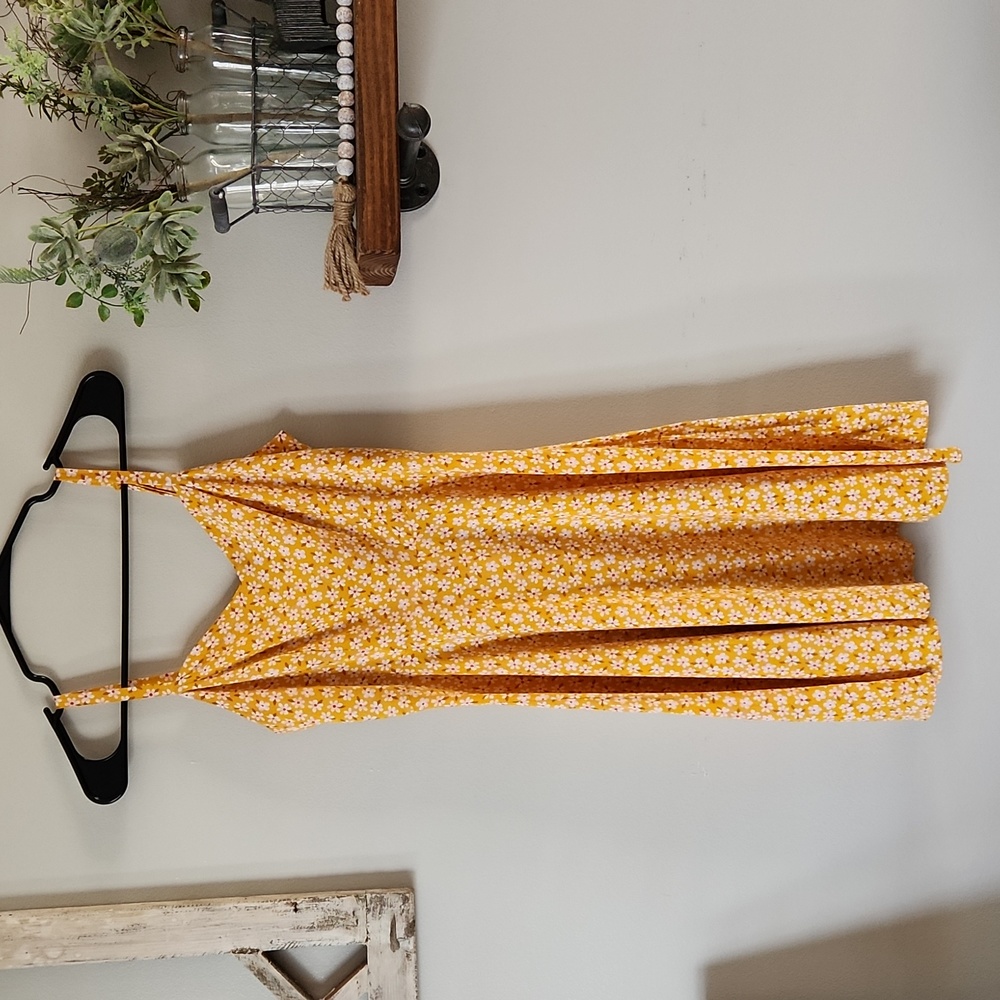 Old Navy Small Short Yellow Dress White Flowers, Adjustable Thin Straps